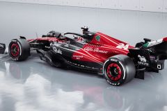 alfa-romeo-lateral